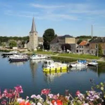 Tatil Evi Ancienne Fermette Le Charlemont Givet Foisches